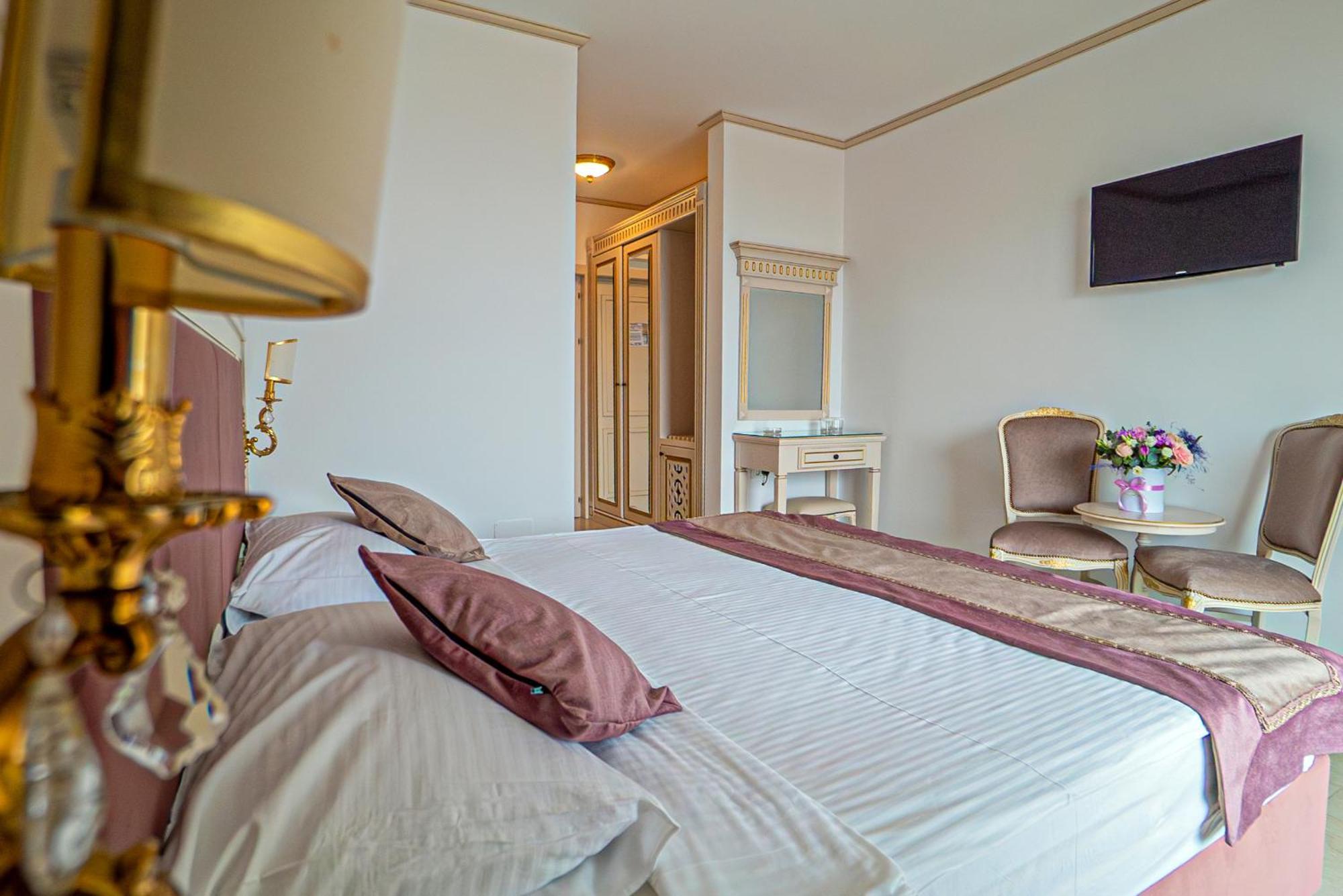 Hotel Sulina International Mamaja Zewnętrze zdjęcie